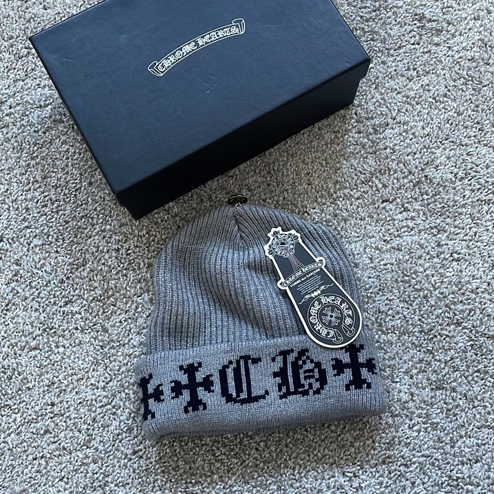 NWT Chrome Hearts beanie
